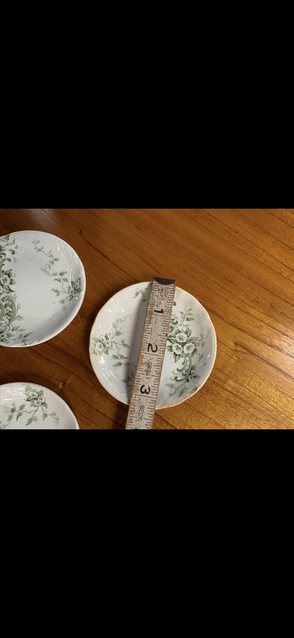Butter-pat Single Green Floral
