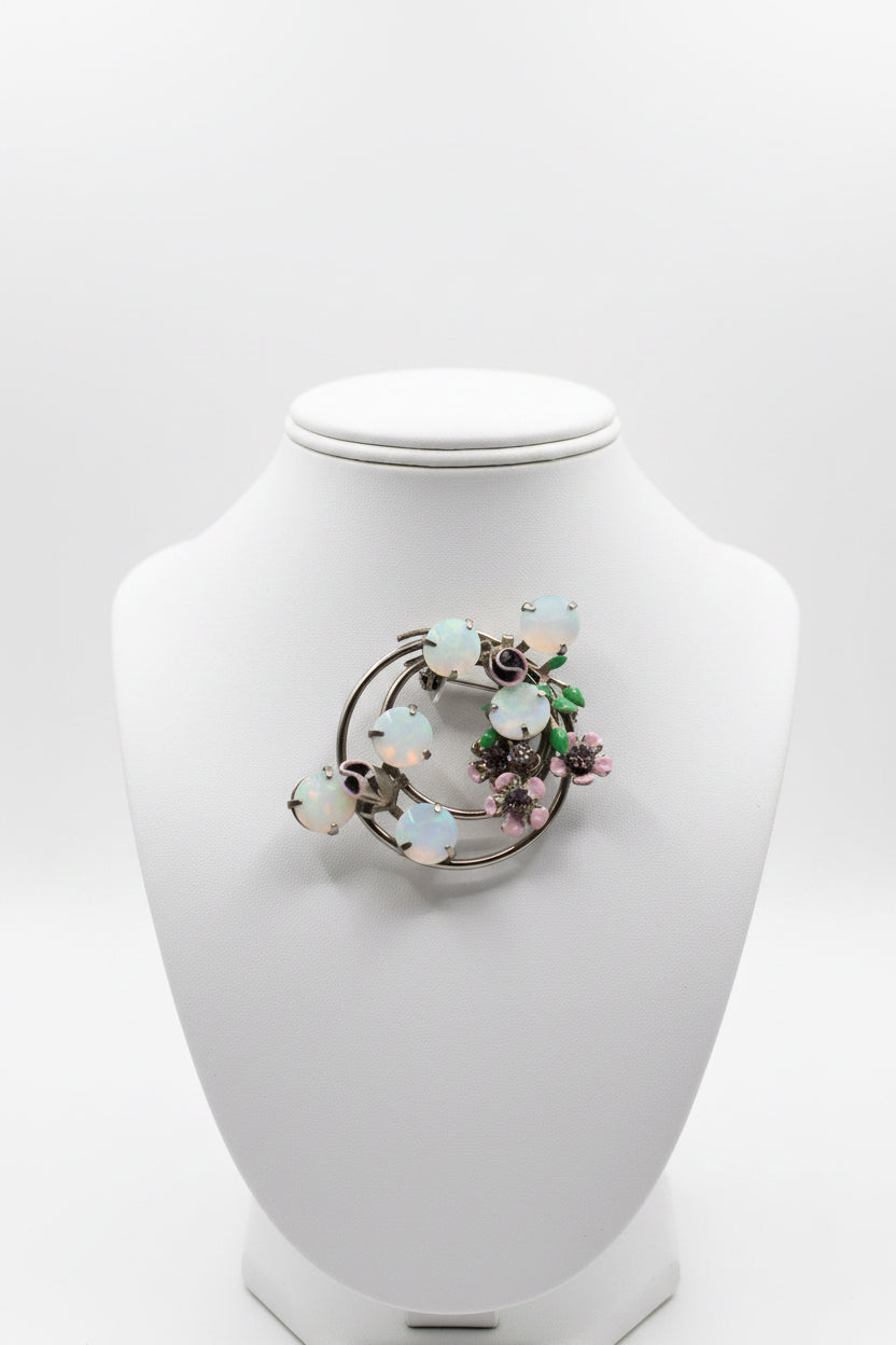 Vintage Wreath Broach