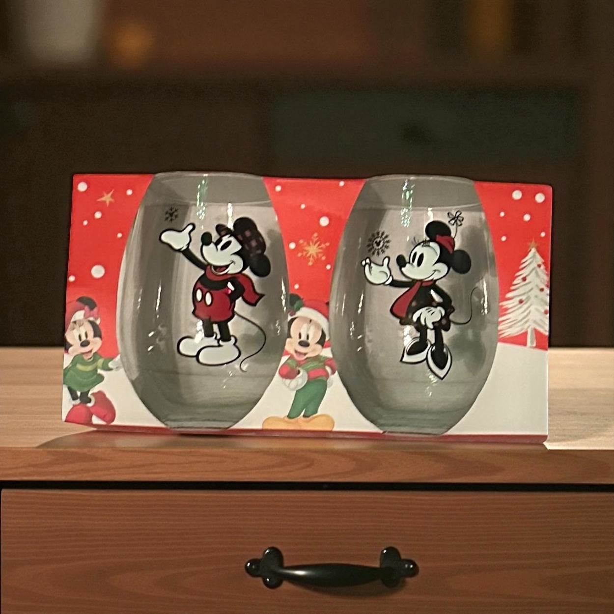 MICKEY & MINNIE STEMLESS GLASSES qty 2