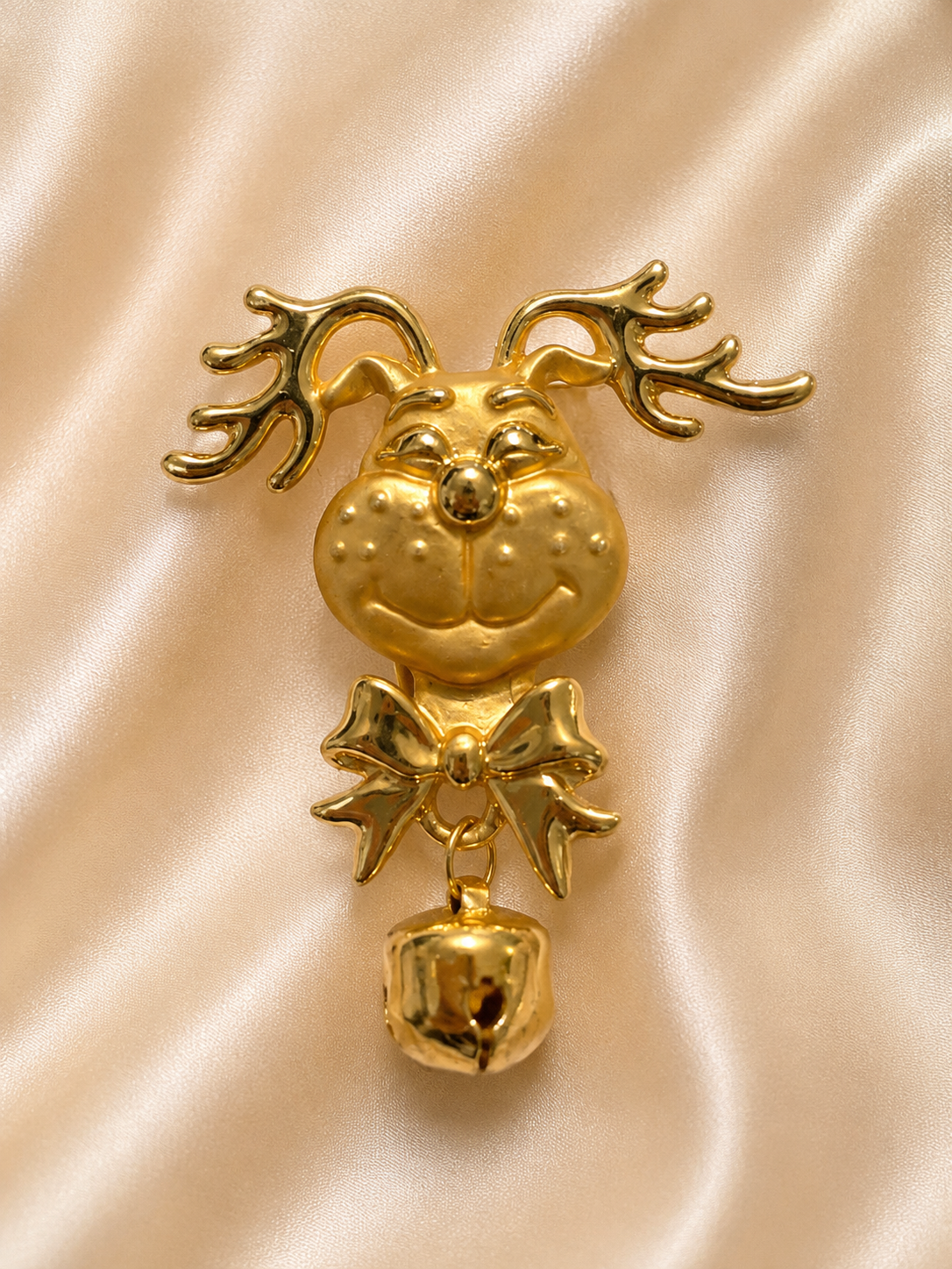 Vintage AJC Reindeer Bell Brooch – Gold Tone Christmas Reindeer Pin with Dangling Jingle Bell
