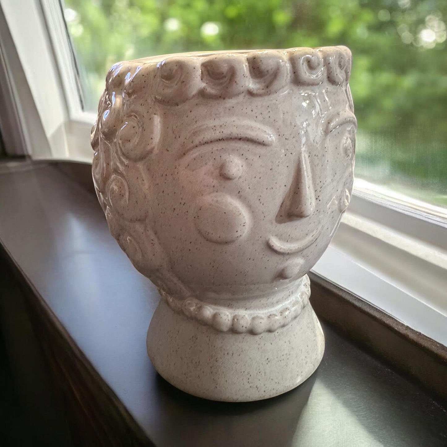 Granny Face Planter