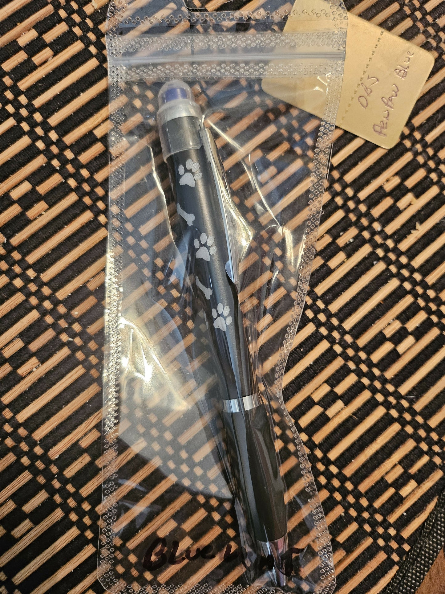 Pens (light up)