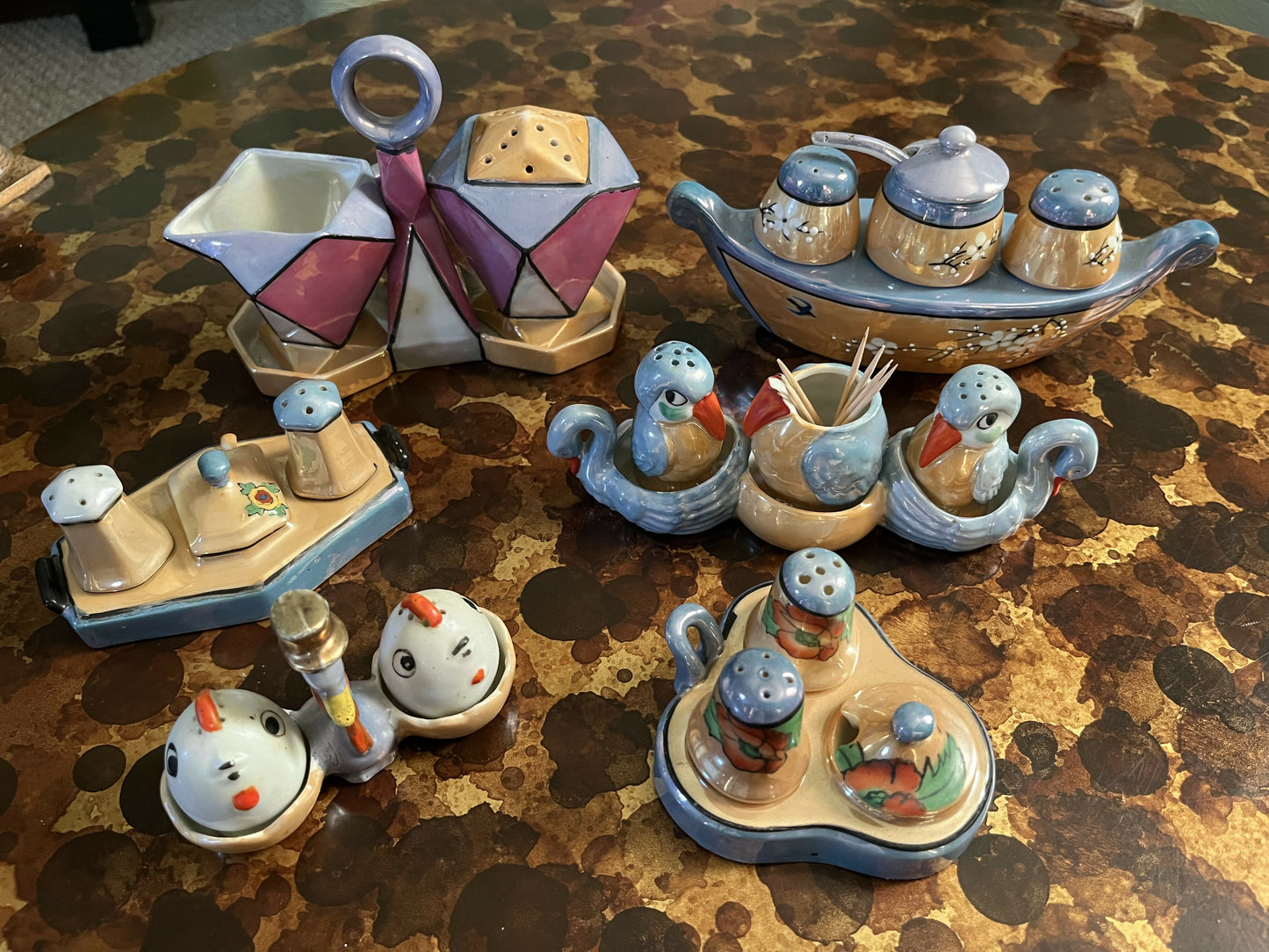 Vintage salt 'n pepper sets on trays