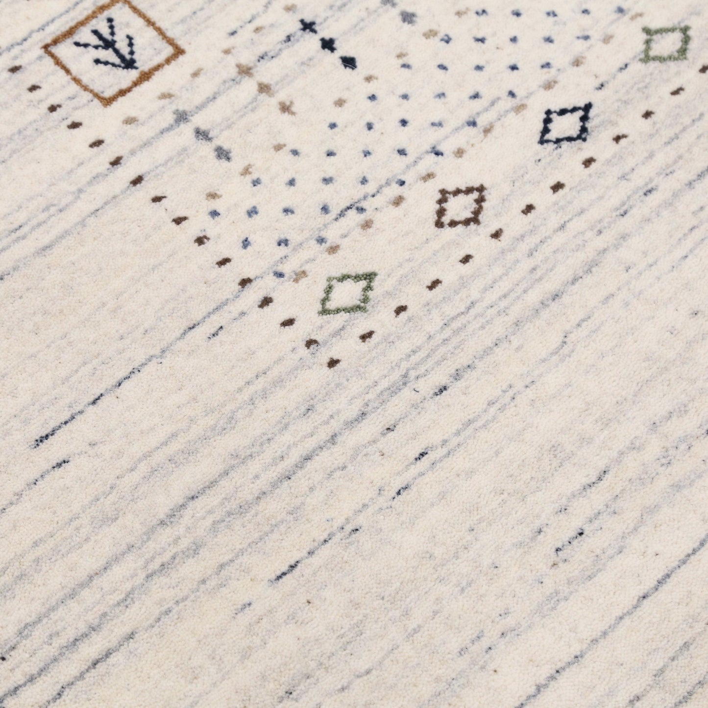 Center Pattern Natural Hand Loomed Wool Area Rug