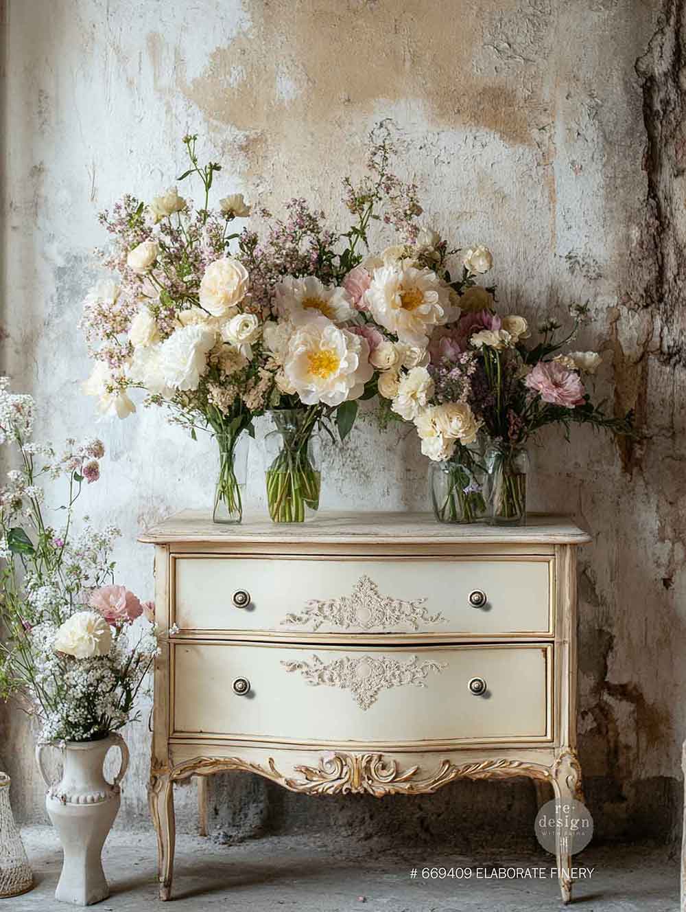 DECOR POLY – Elaborate Finery
