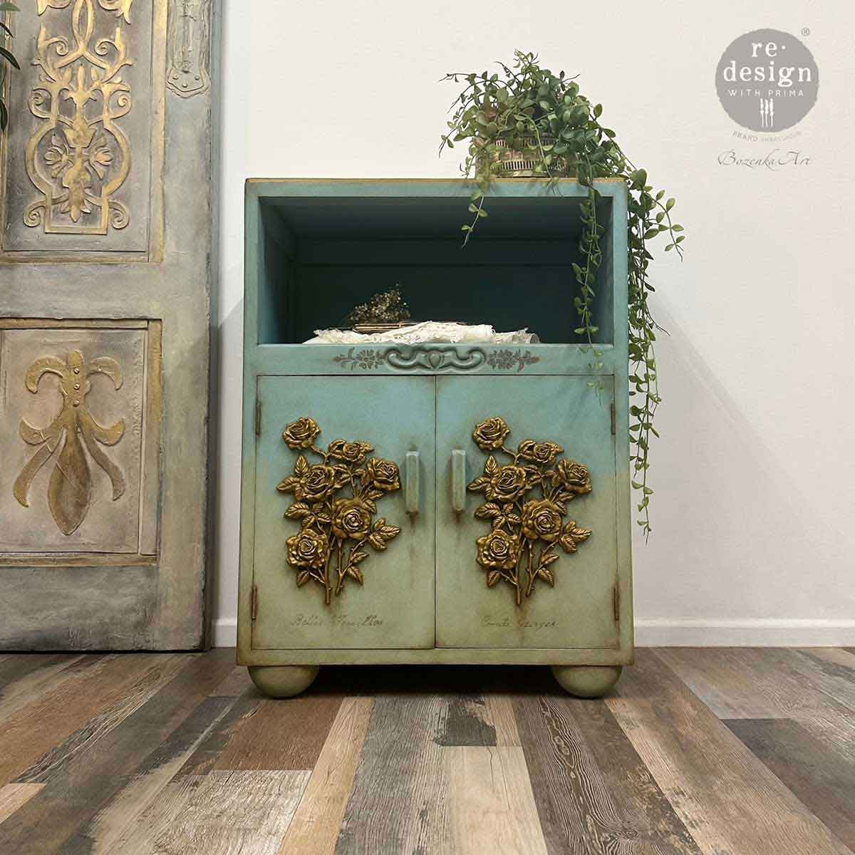 DECOR POLY – ETHEREAL BOUQUET
