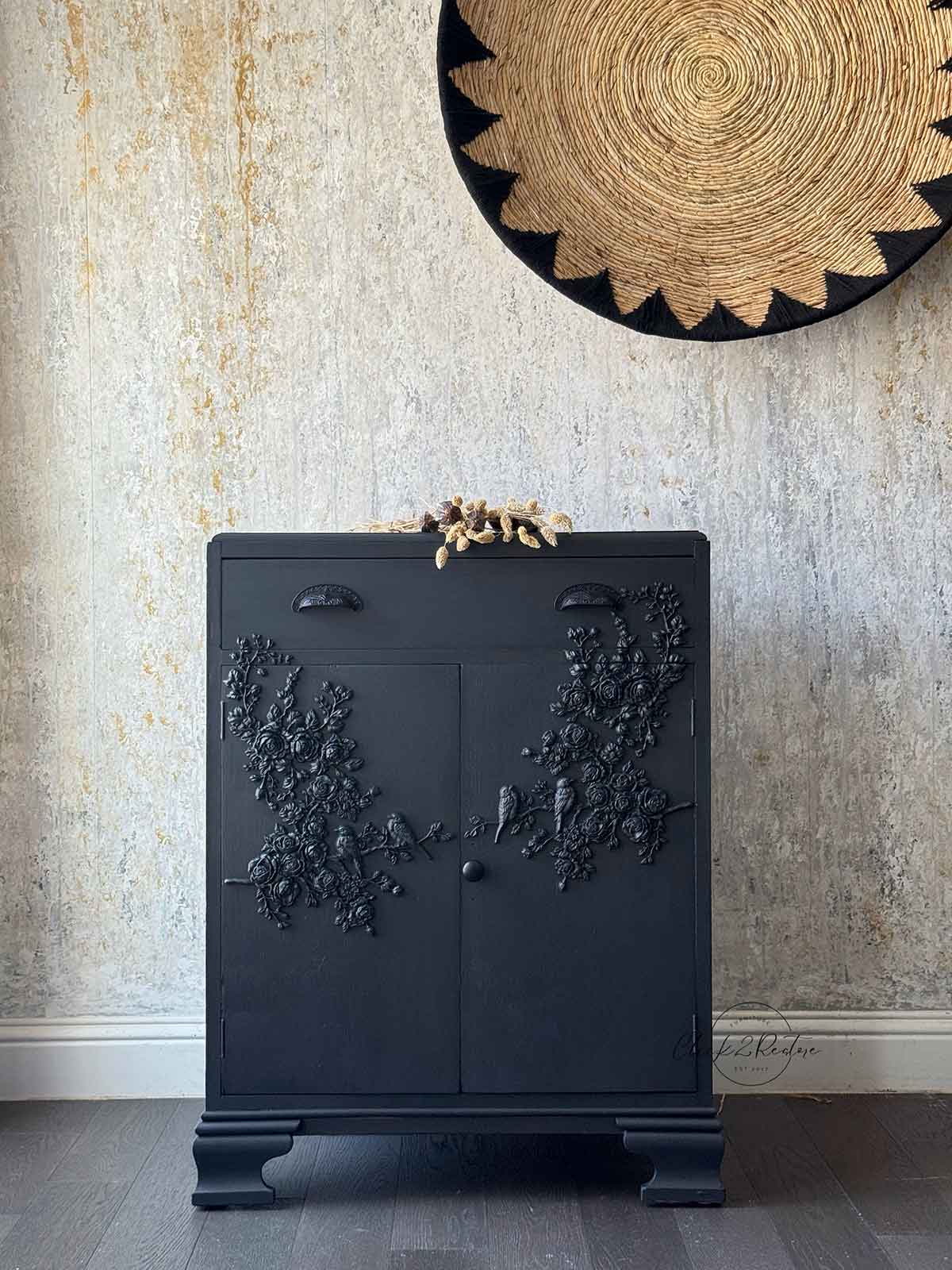 DECOR POLY – VELVET CASCADE RIGHT