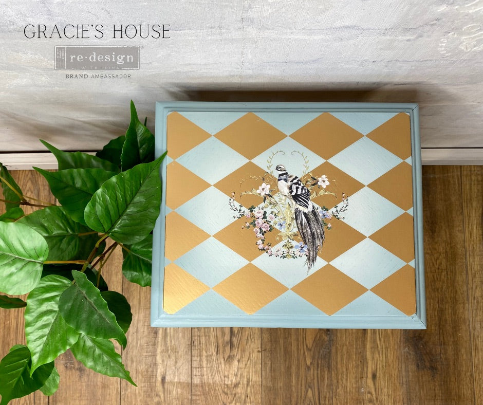DECOR TRANSFERS – GOLD Harlequin