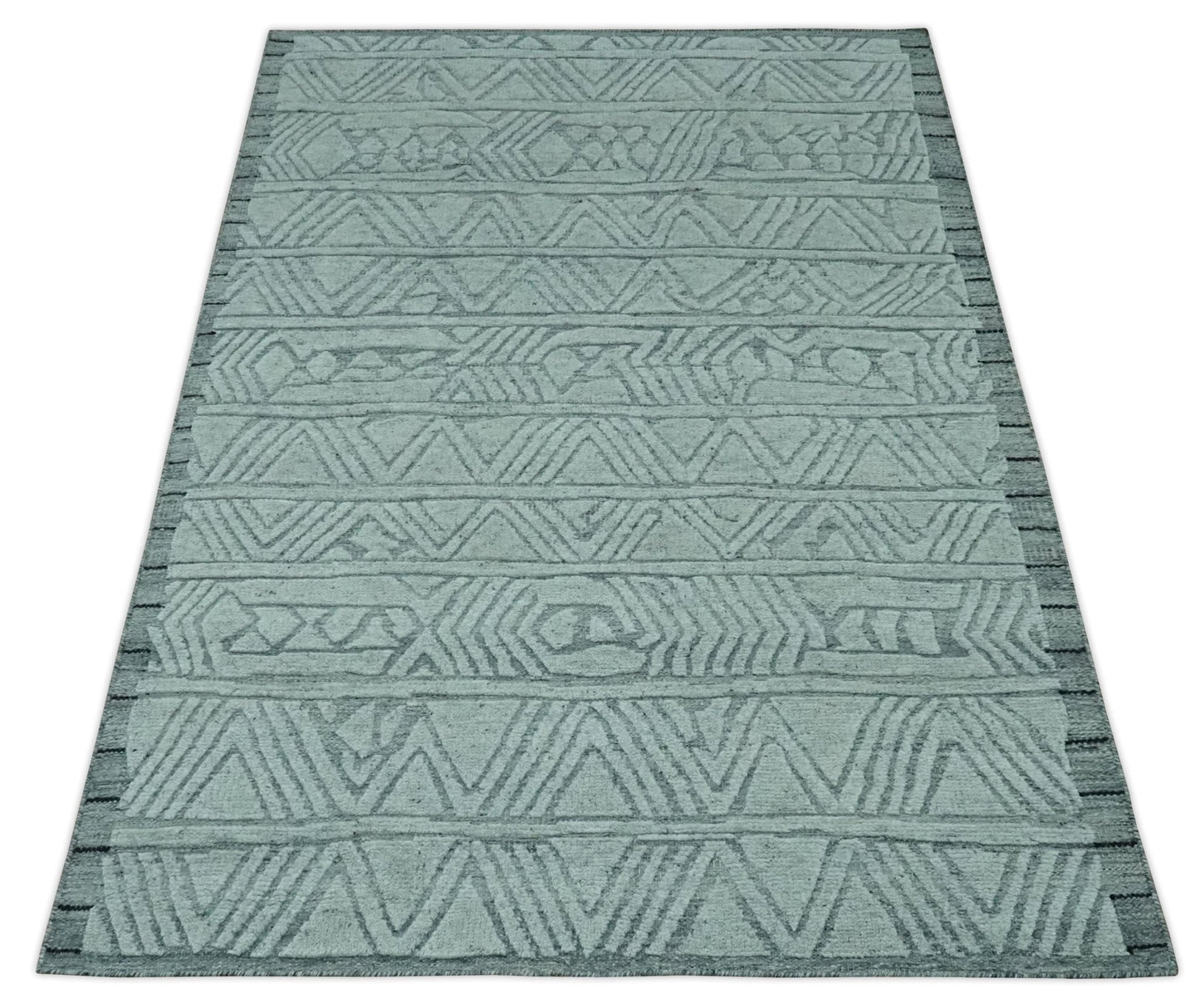 Modern Geometrical Silver and Gray Chevron Design Hand Carved wool Rug
