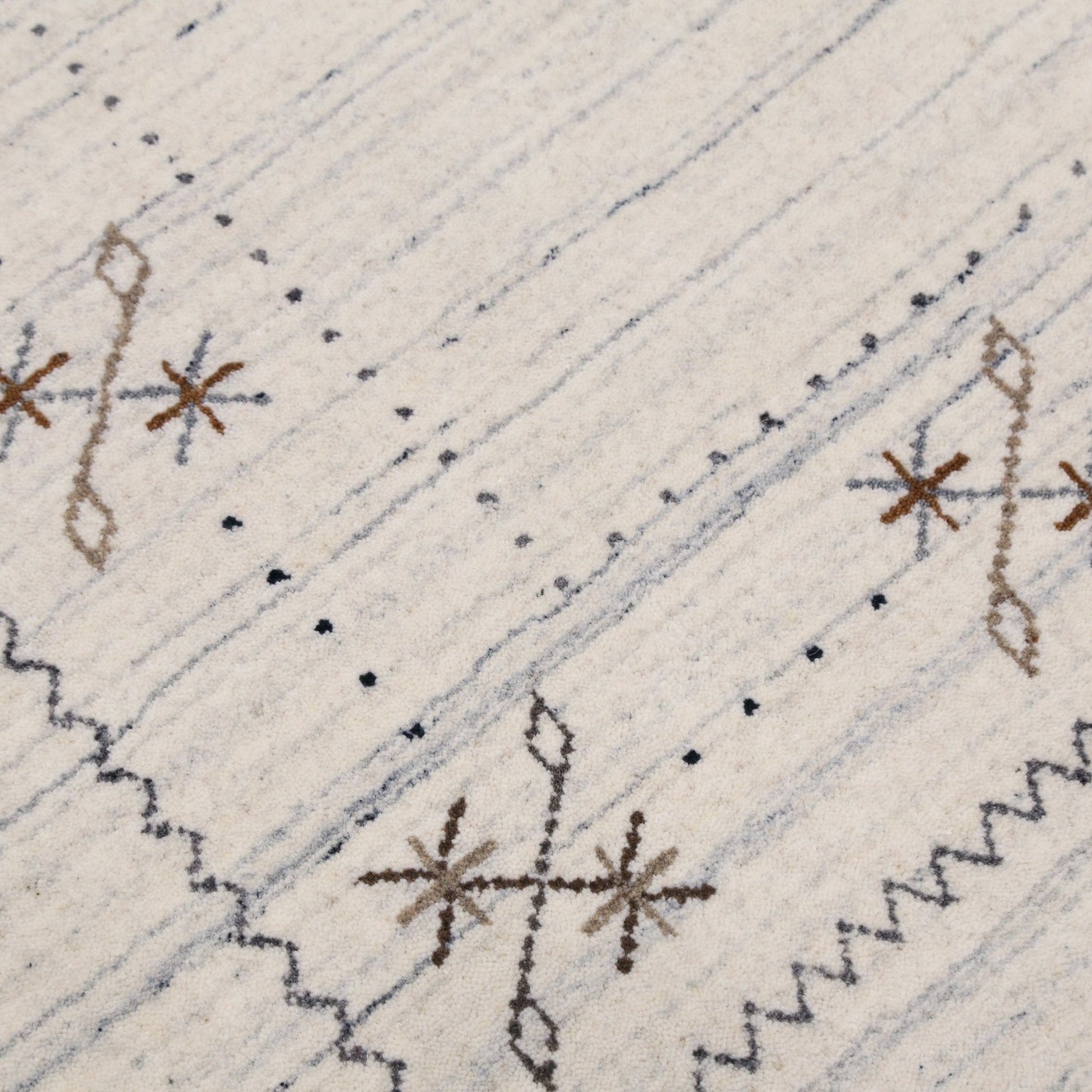 Ivory Gabbeh Border Design Hand Loomed Wool Rug