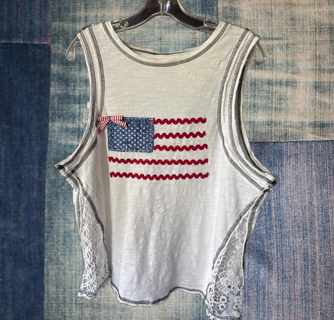L/XL Americana Tank Top