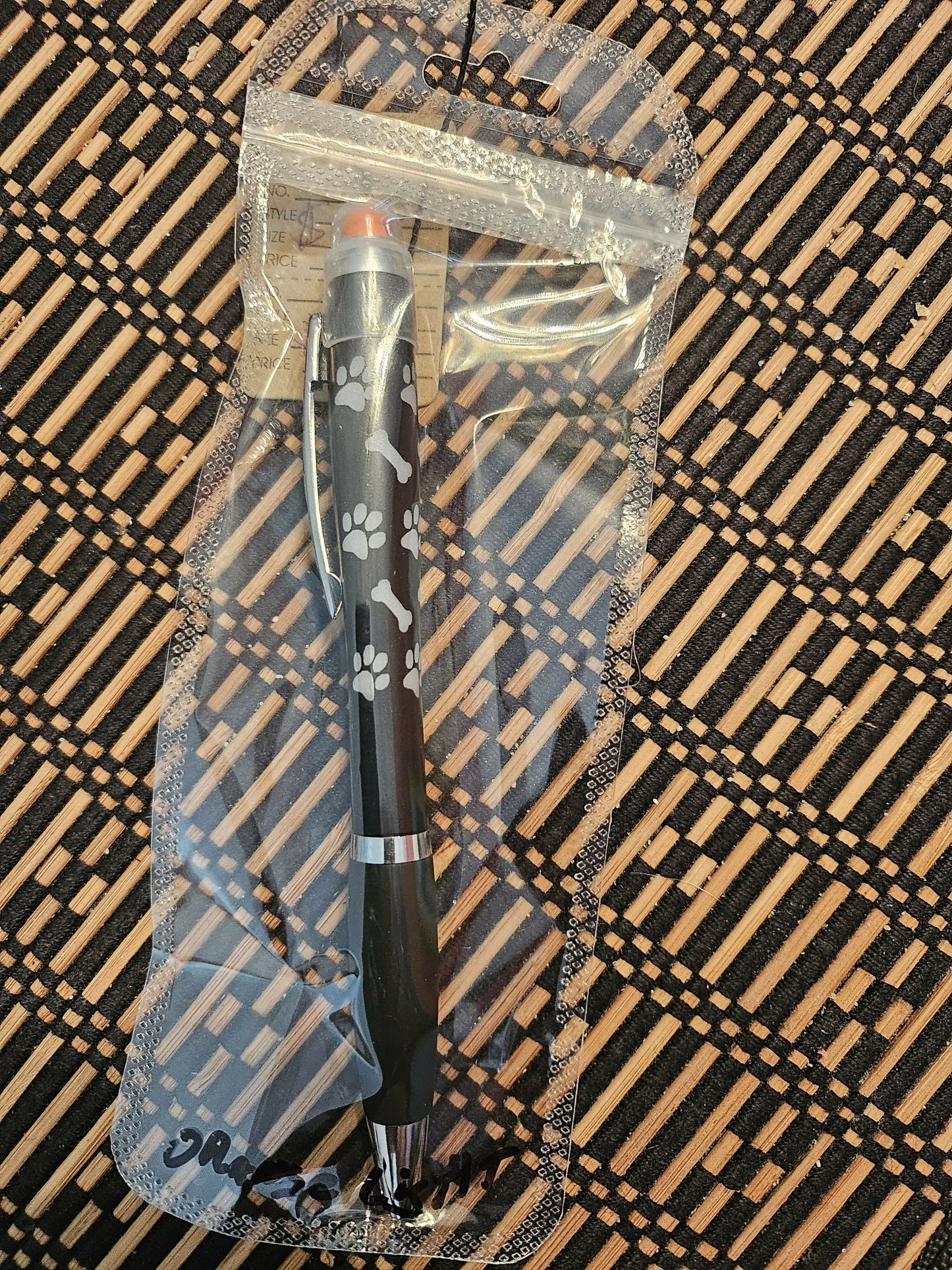 Pens (light up)