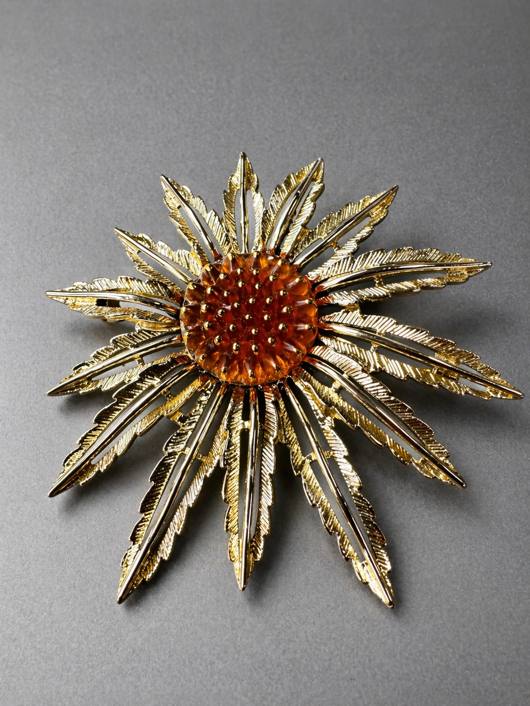 Vintage Sarah Coventry “Sunflower” or “Starburst” Brooch 2.5”