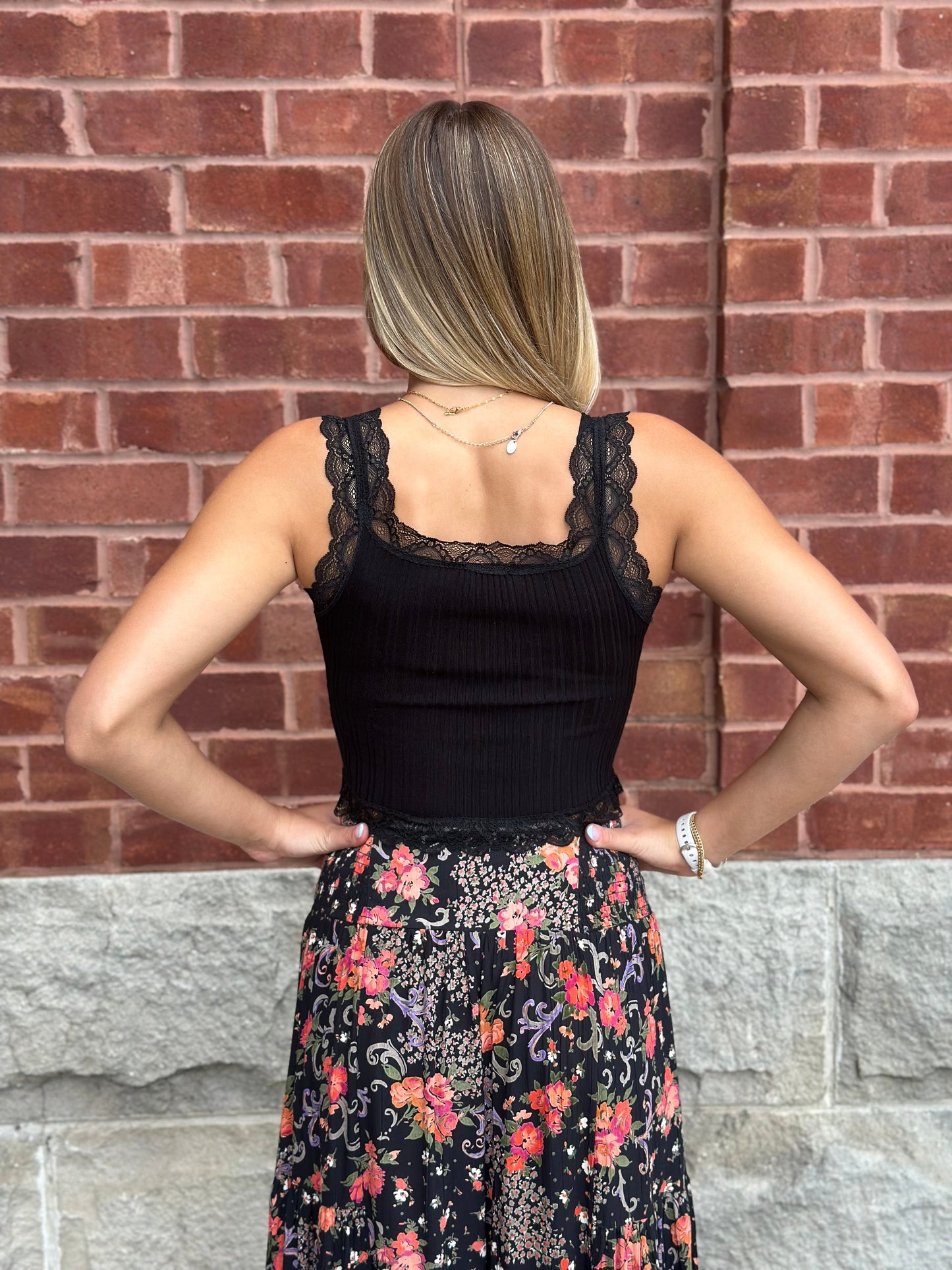 Scalloped Lace Trim Corset Knit Tank Top