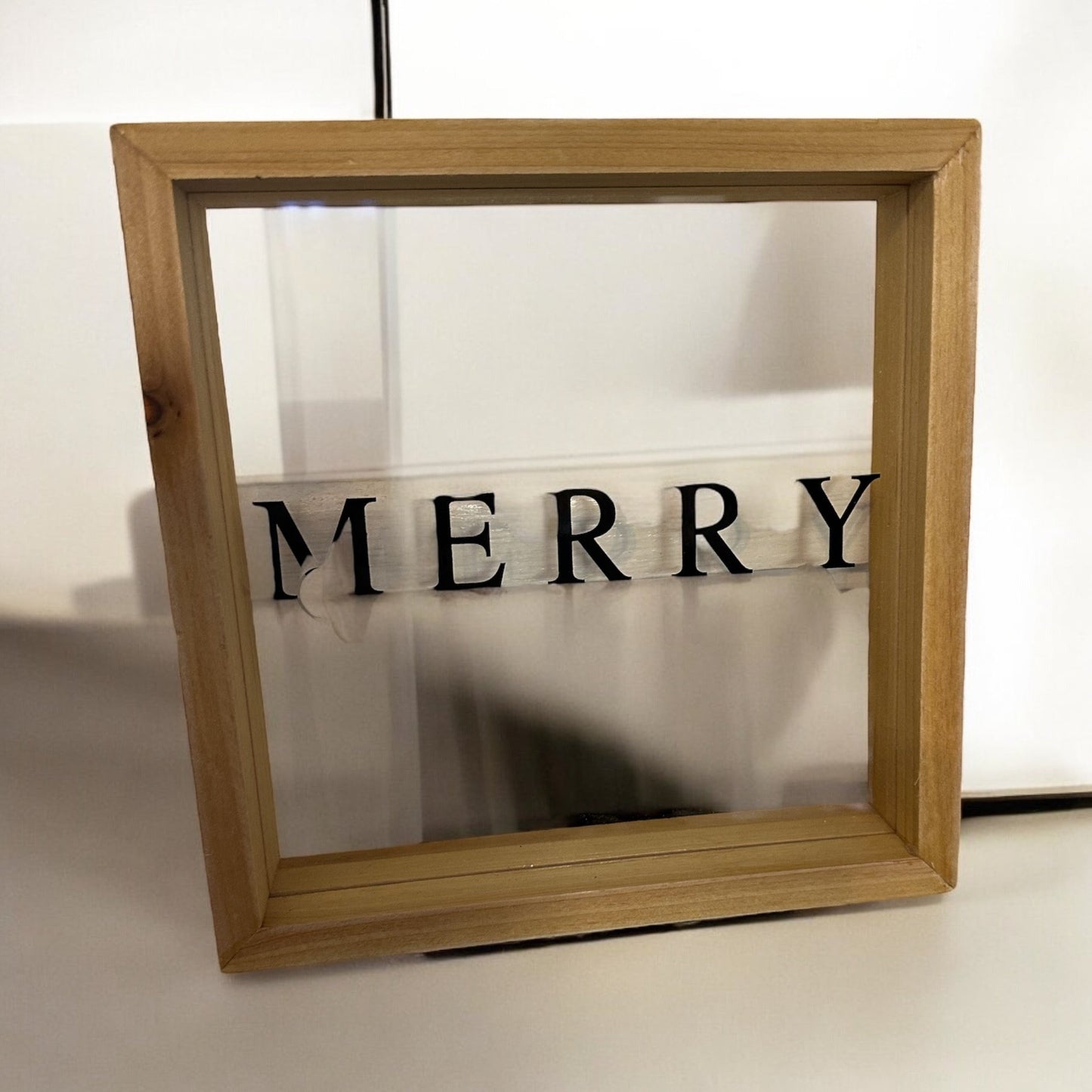 MERRY glass & wood