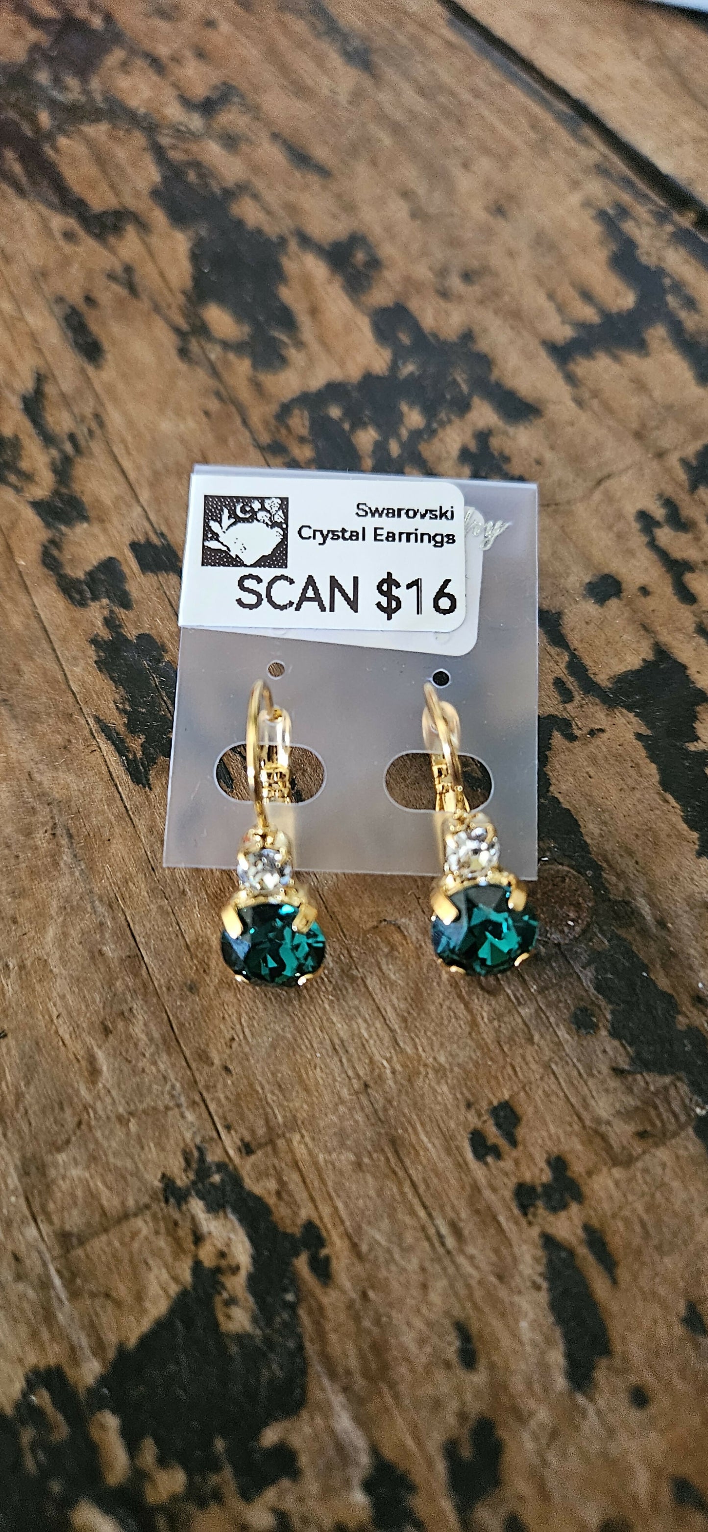 Anytime Crystals 8.5mm Evergreen Earrings