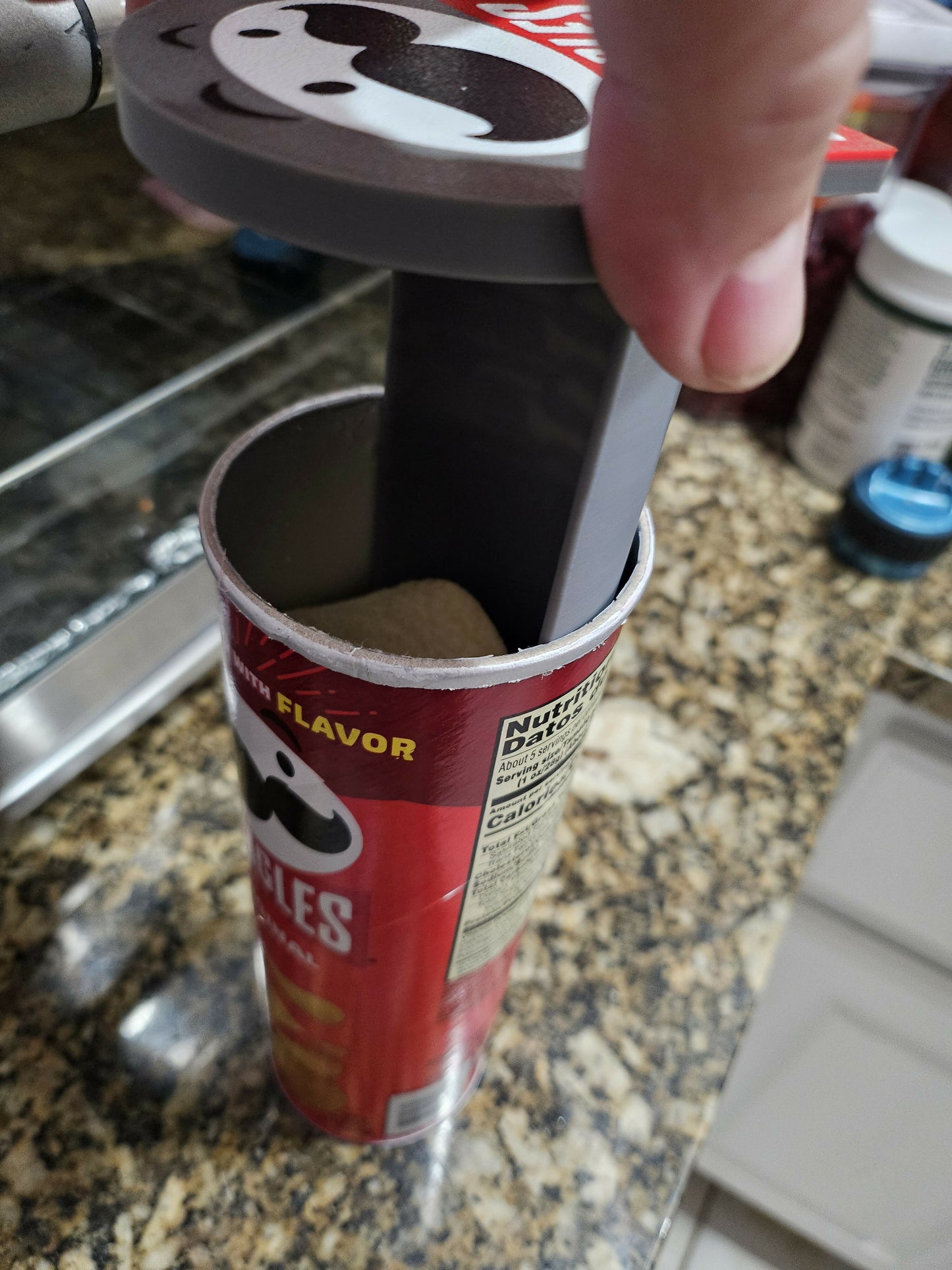 Pringles Lid with serving tray