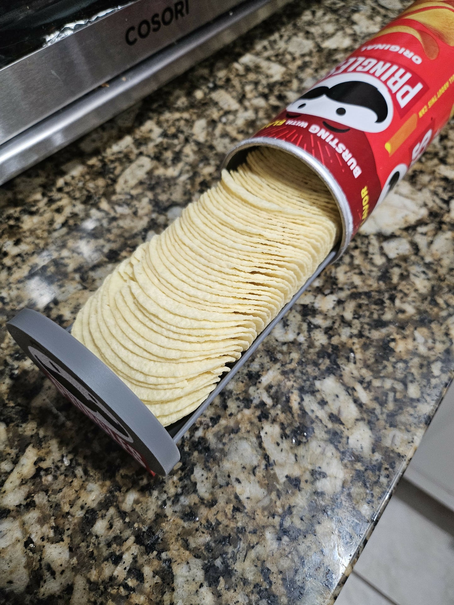 Pringles Lid with serving tray