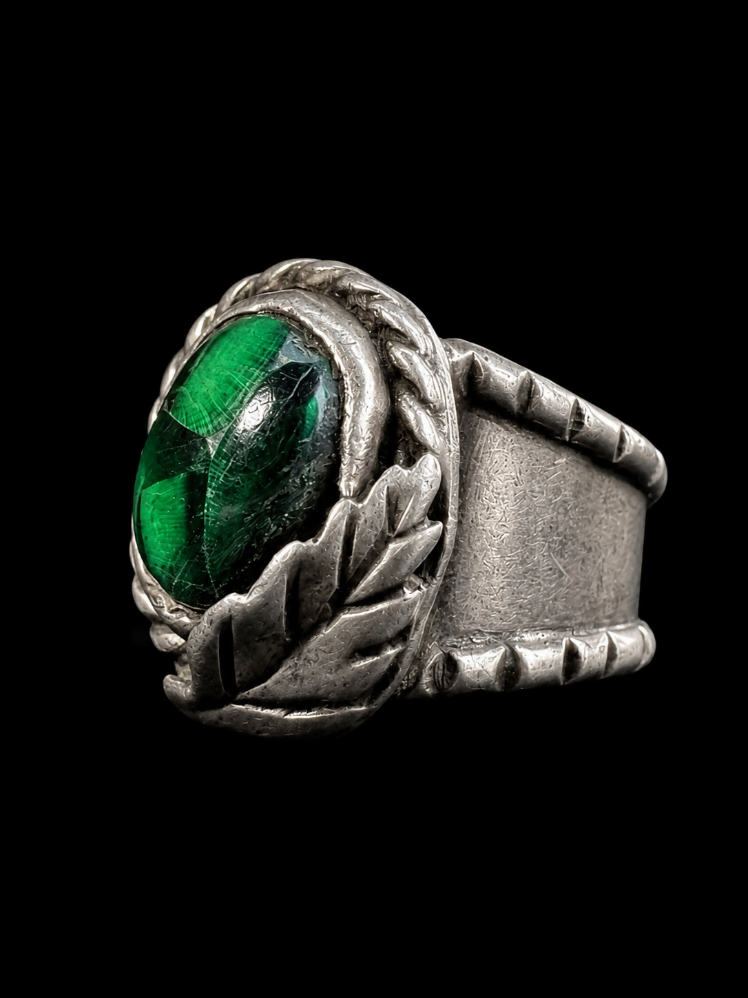 Vintage Sterling Silver Green Cabochon Statement Ring Wide Band Artisan Southwestern Gothic Size 8