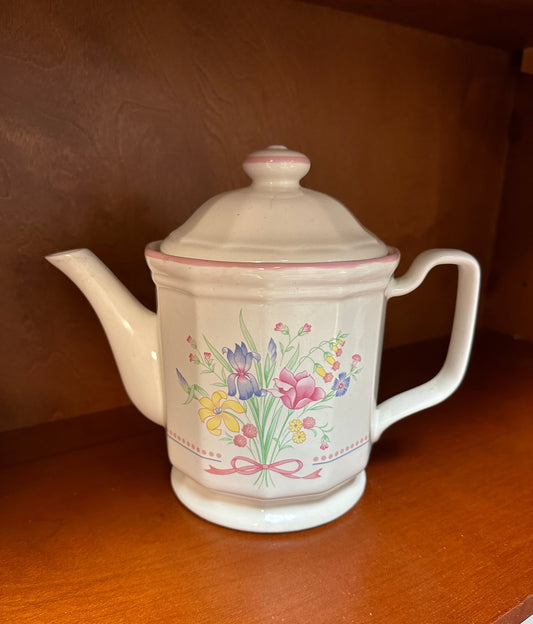 Sarma Studios Victorian Teapot