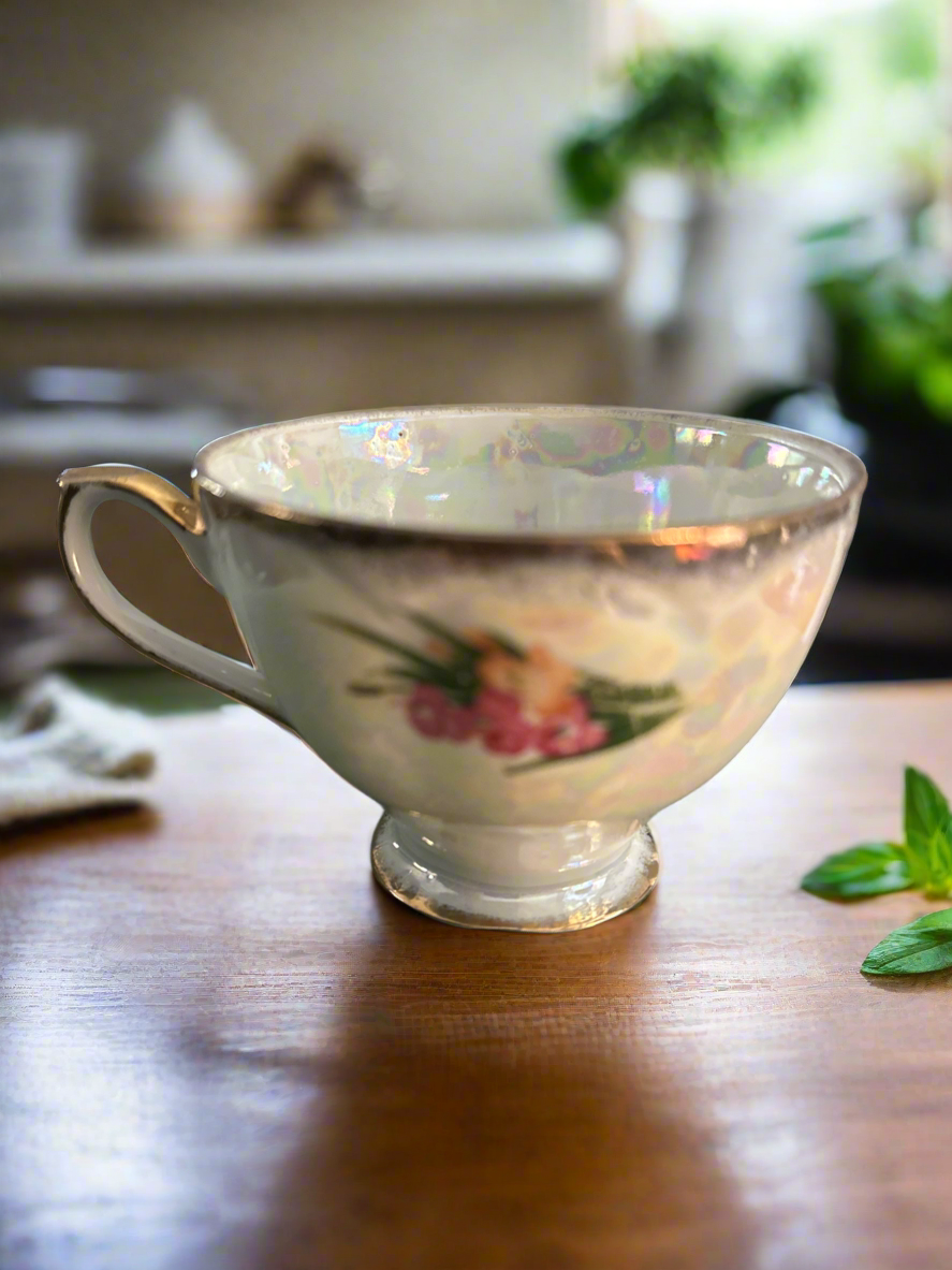 Hand-Painted Porcelain
Teacup and Saucer