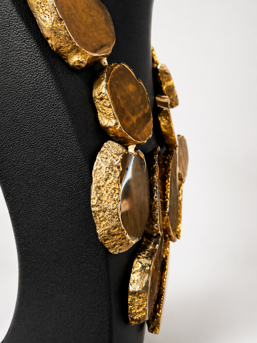 Lucas Lameth Gold-plated/vermeil over Agate Slice Sterling clasp statement necklace