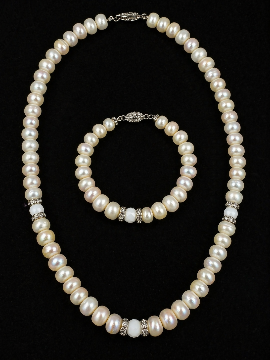 Fresh Water Button Pearls Necklace 16” and Bracelet 6-8” set