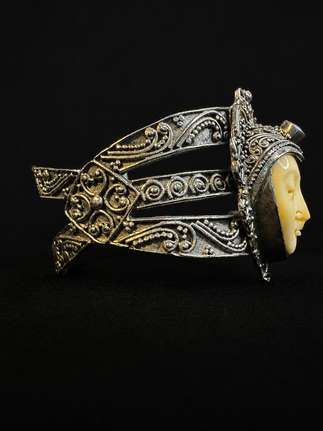 Vintage 925 Sterling Silver Ruby Venetian Mask Face Cuff Bracelet Artisan Gothic Statement