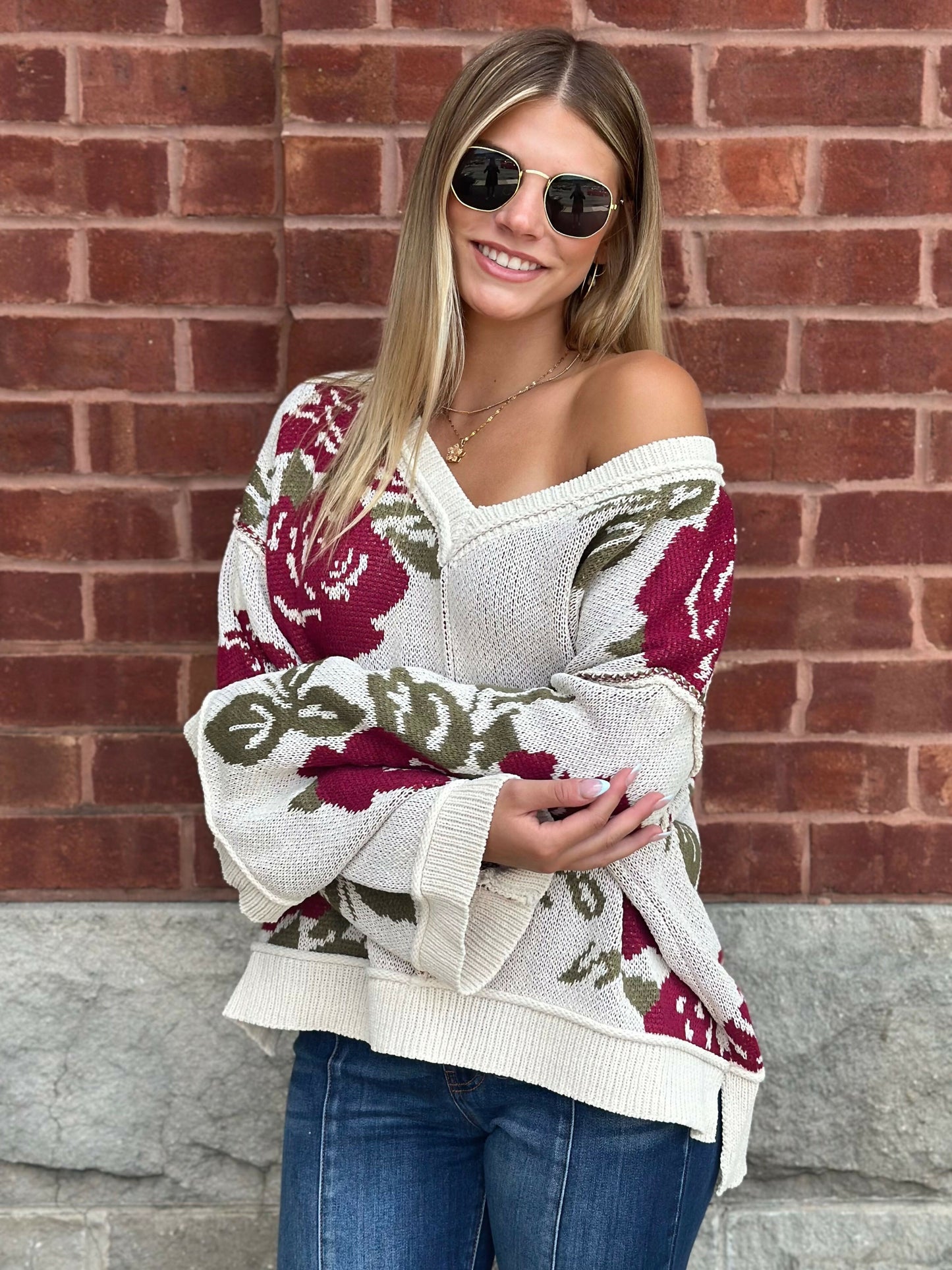 POL Romantic Rose V-Neck Sweater