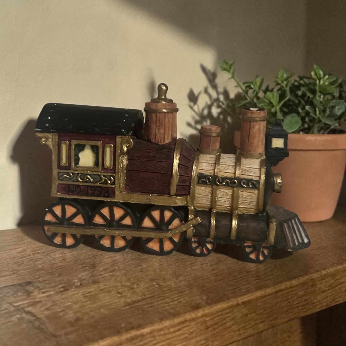 Home Towne Express Vintage Train