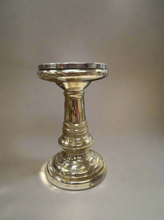 Candle holder