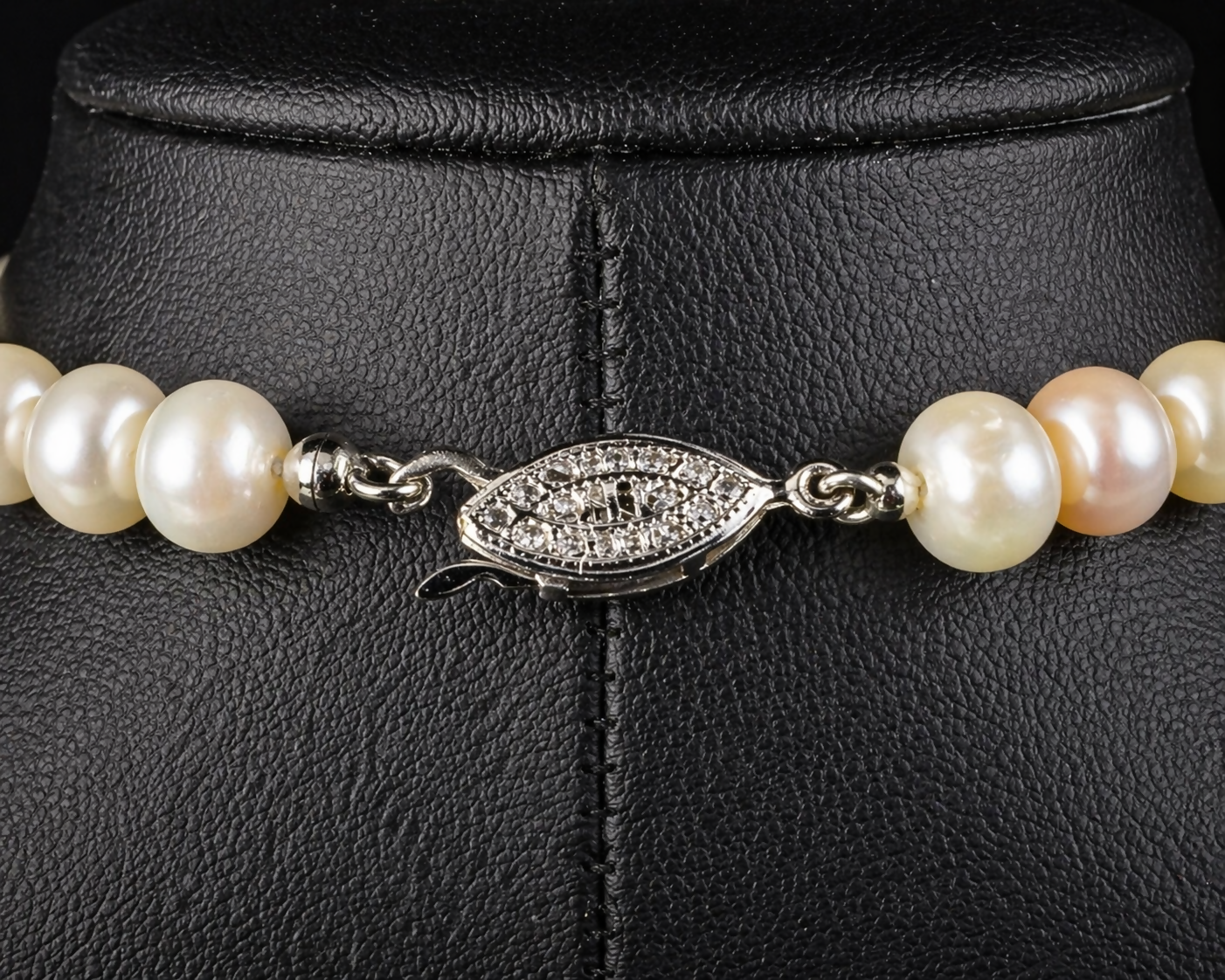 Fresh Water Button Pearls Necklace 16” and Bracelet 6-8” set