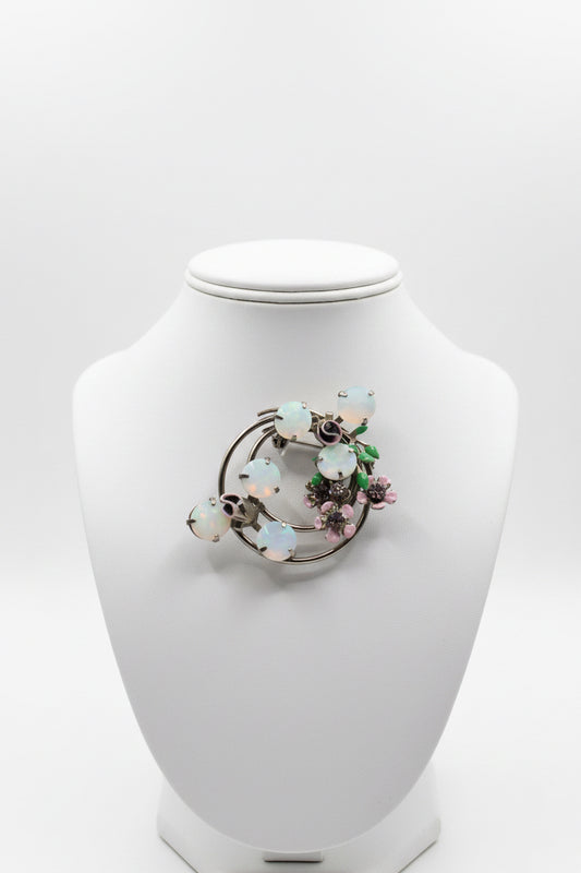 Vintage Wreath Broach