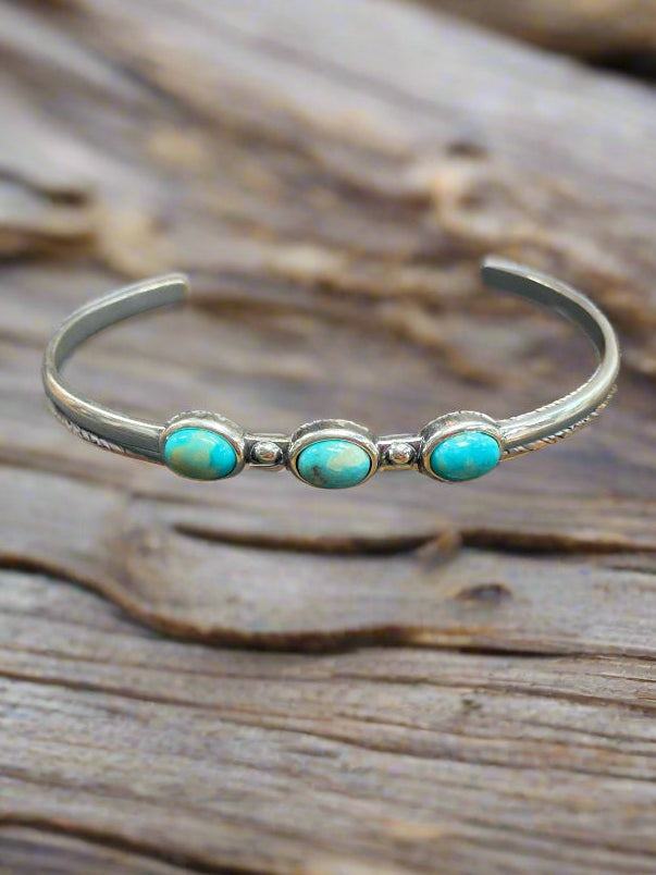 STERLING SILVER / TURQUOISE CUFF BRACELET
