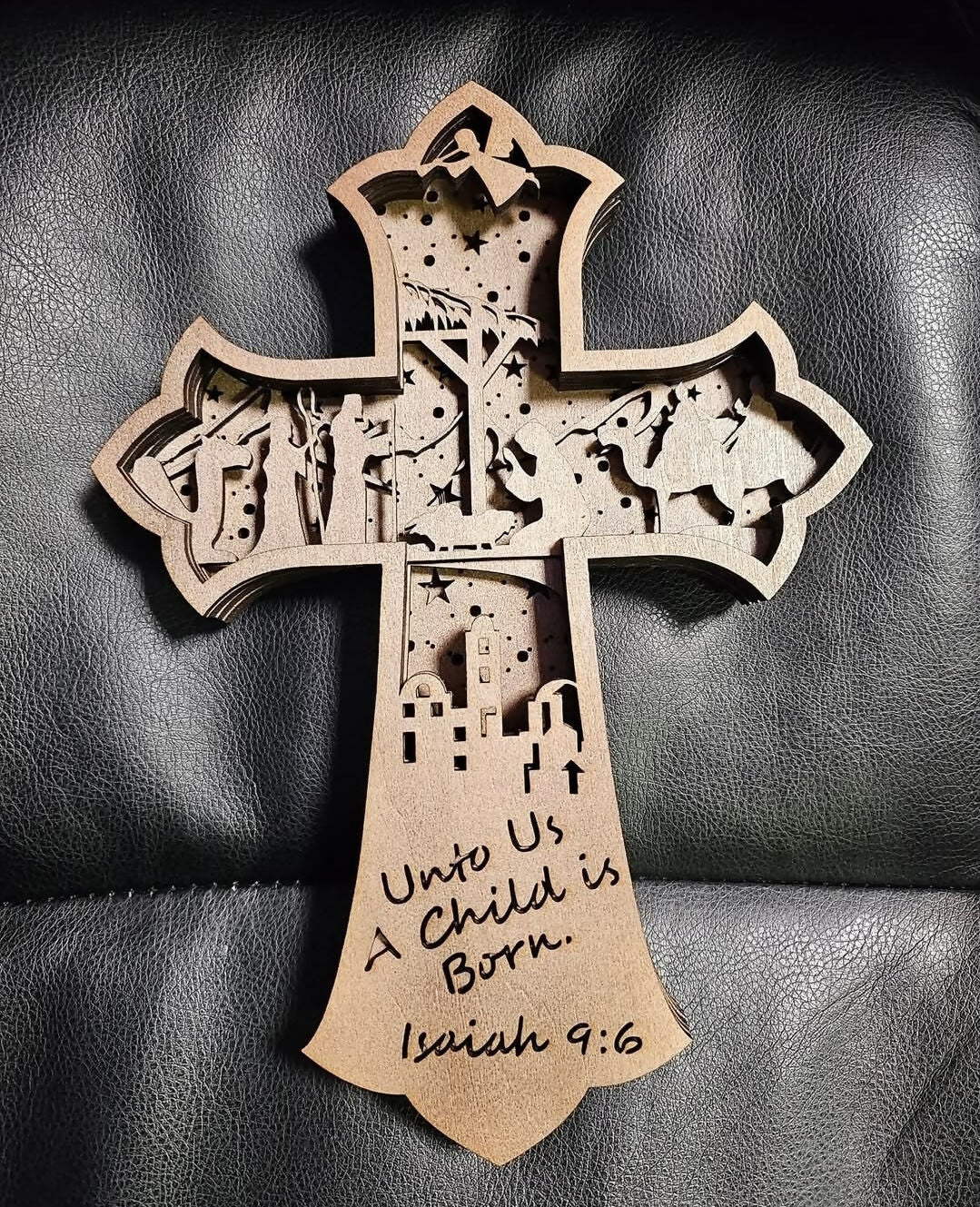 Wall Cross Nativity Scene L/U