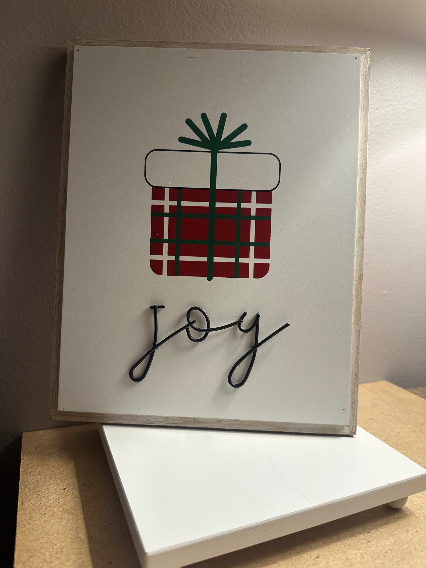 JOY Wall decor