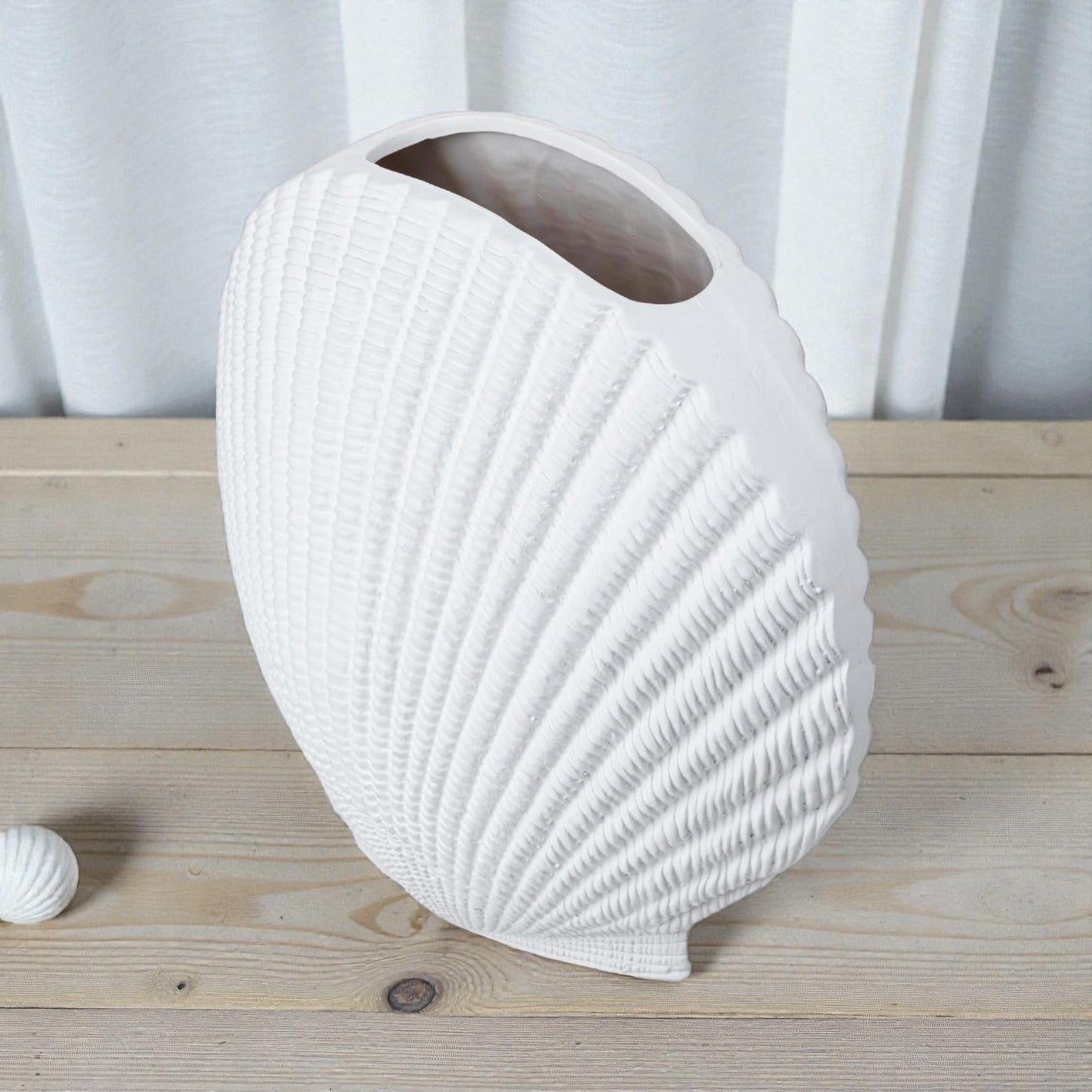 Decorative Shell Shaped Vase