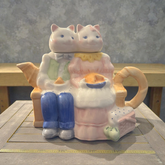 Mr & Mrs Cat Teapot