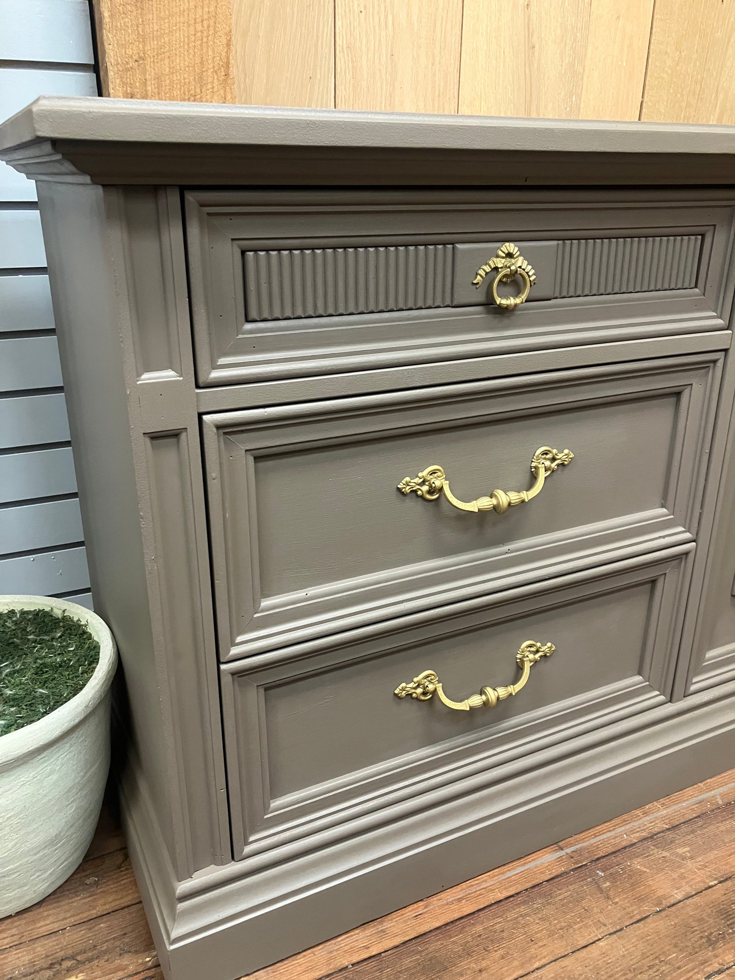 The Woodwick Dresser