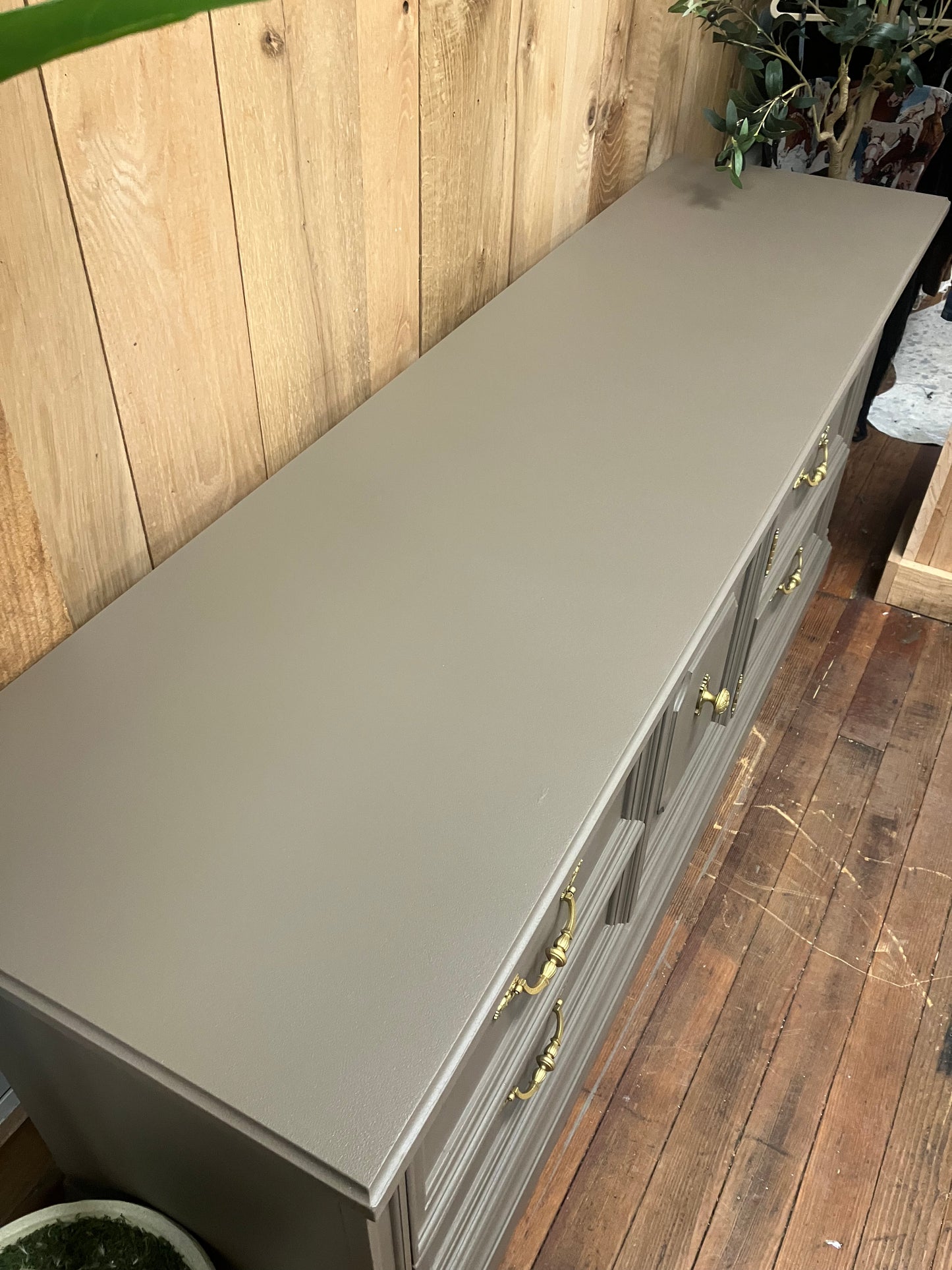 The Woodwick Dresser