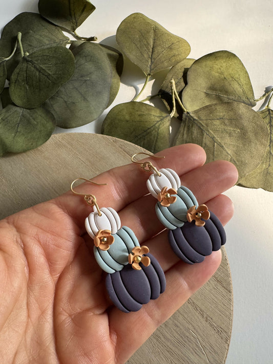 Pumpkin stack Earring with flowers