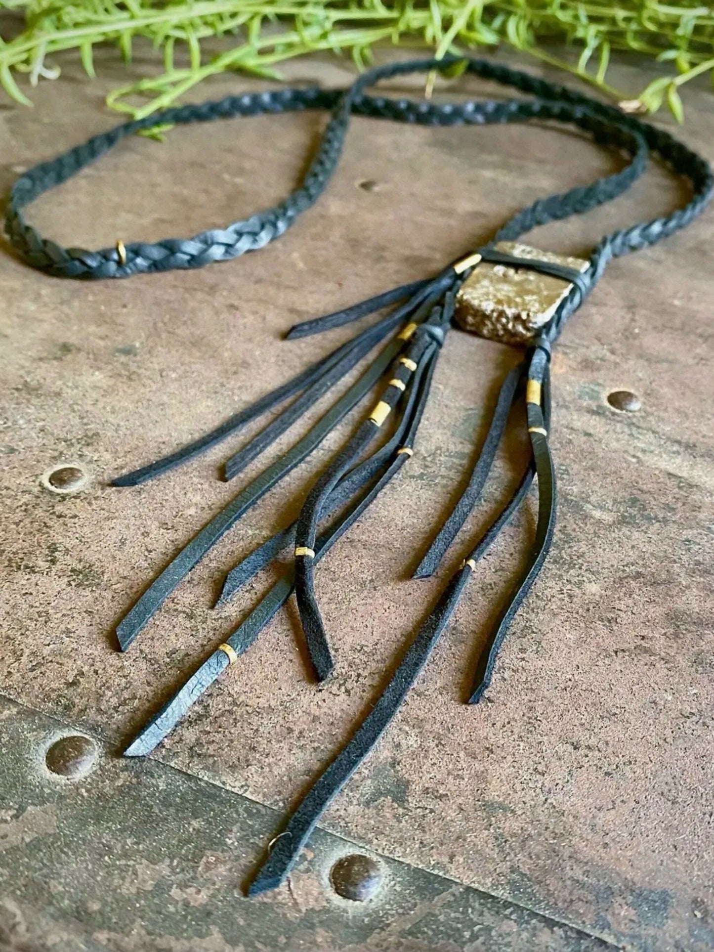 Leather & Druzy Quartz Stone Necklace