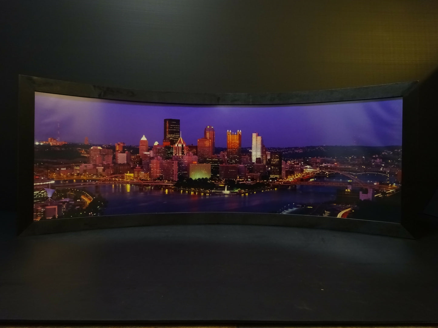 Curved Frame print of Pittsburgh