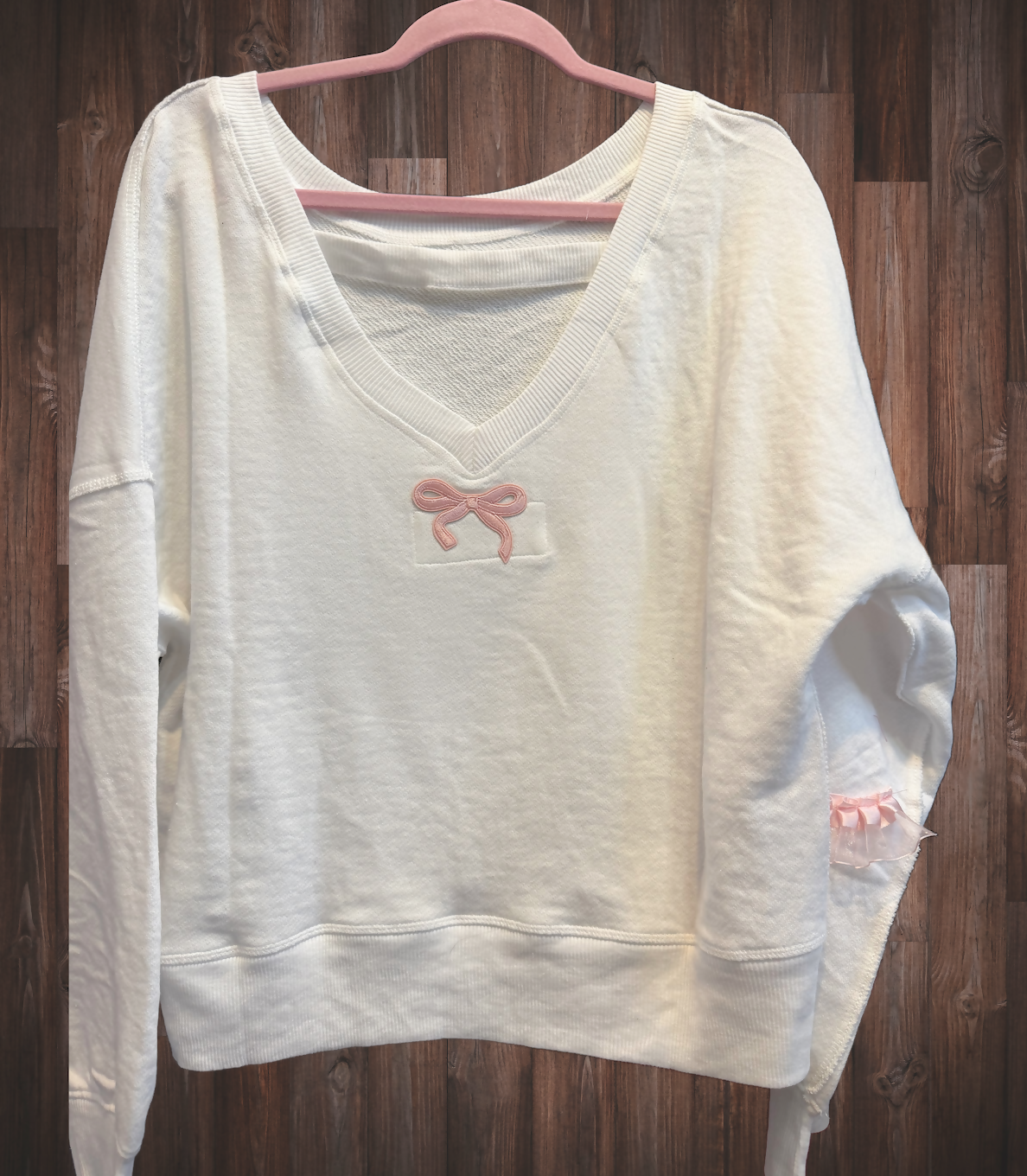 White Ruffle Heart Cute Sweatshirt Large
