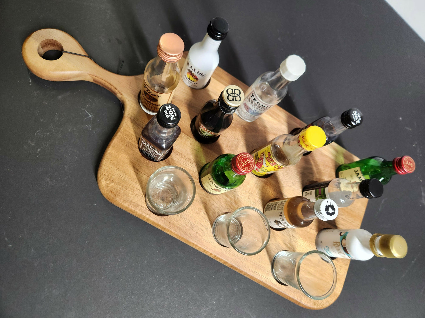 Acacia wood Char-shooterie board 12