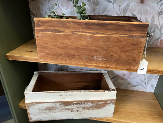 Baseboard Box