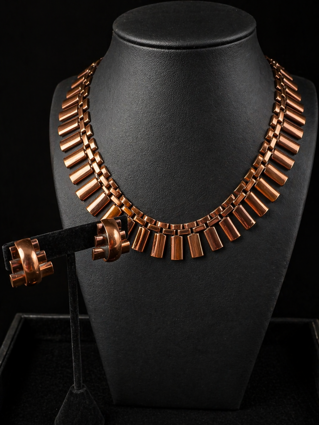 Copper “Peter Pan” by Renoir Necklace 14” and Earrings 1”