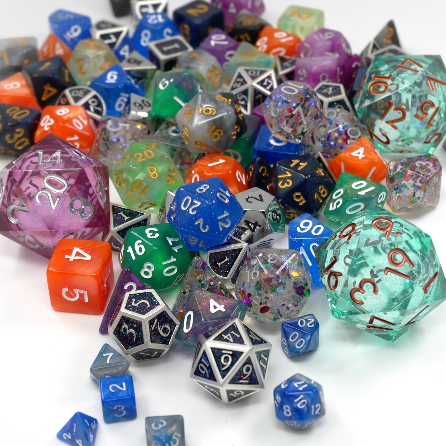 Mystery Hoard - 4x 14pc Dice Set Bundle + 1 RPG Accessory