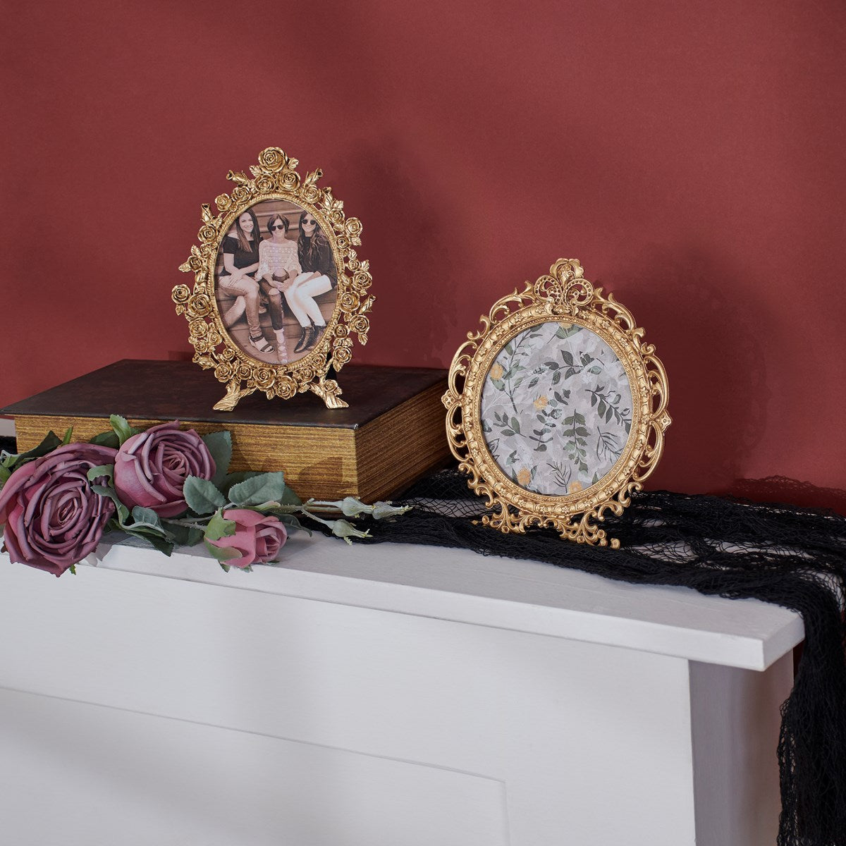 Gold Filigree Photo Frame