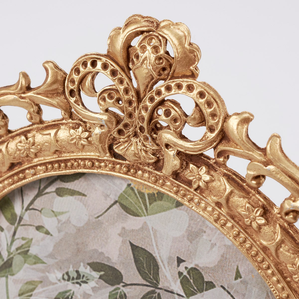 Gold Filigree Photo Frame